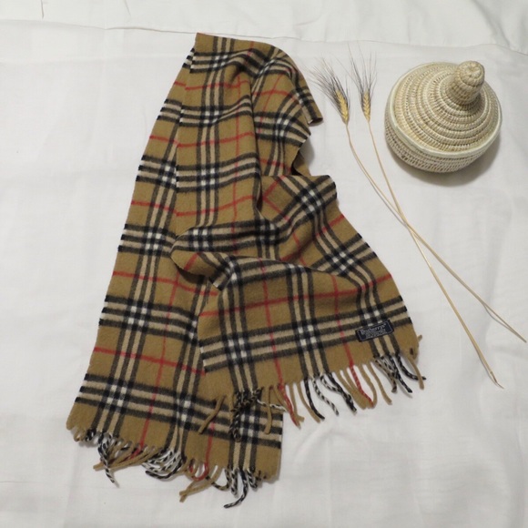 Burberry Cashmere Classic Check Scarf